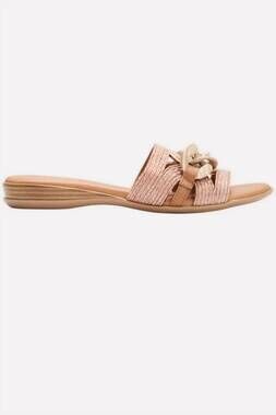 NEW ANDRE ASSOUS women's neela featherweights sandal in cognac raffia